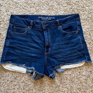American Eagle Hi-Rise Shortie